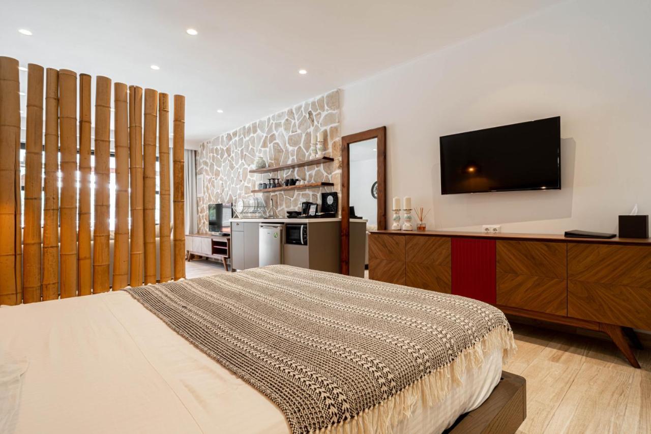 F & S Lounge Suites بارغا المظهر الخارجي الصورة