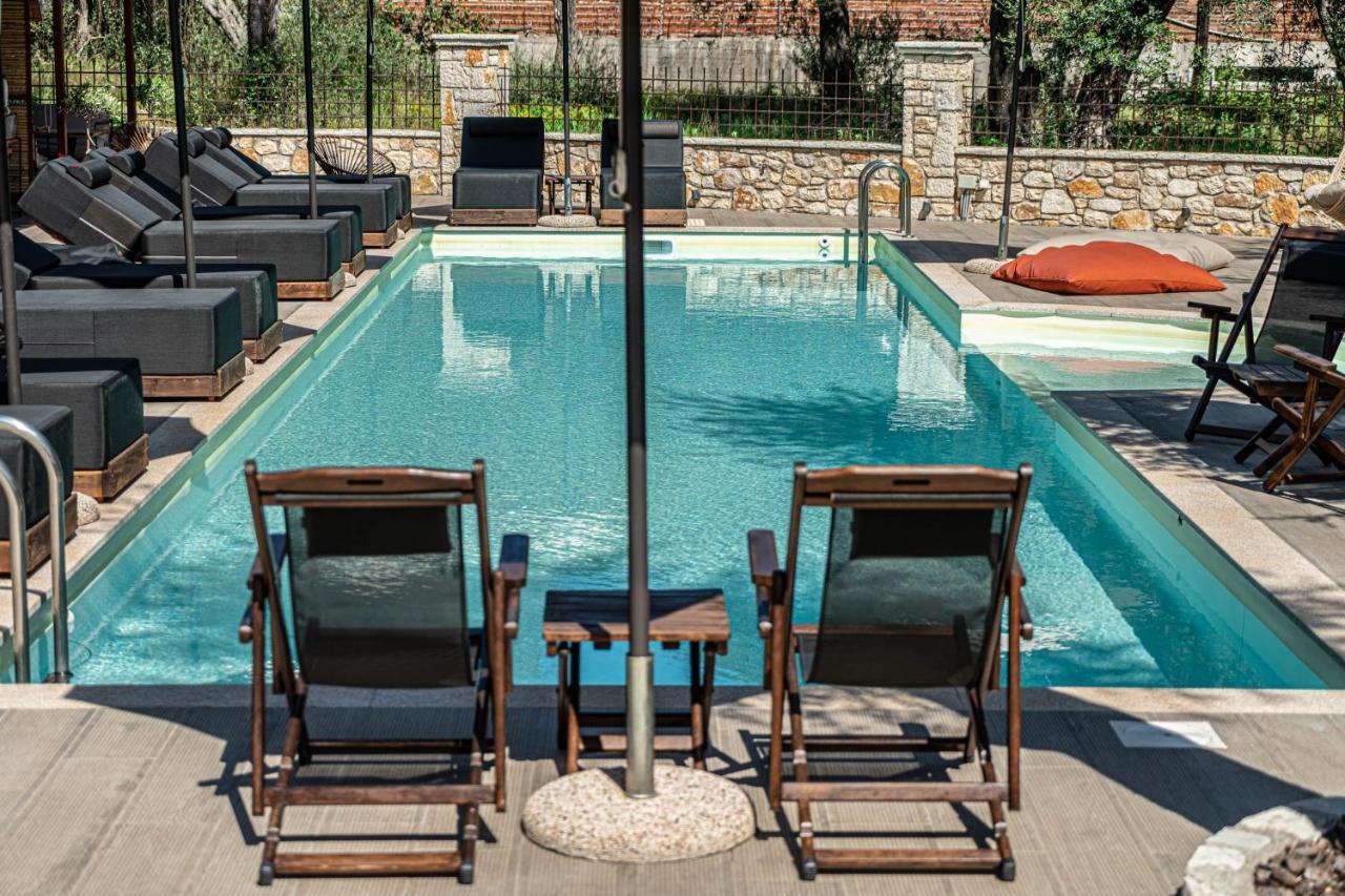 F & S Lounge Suites بارغا المظهر الخارجي الصورة