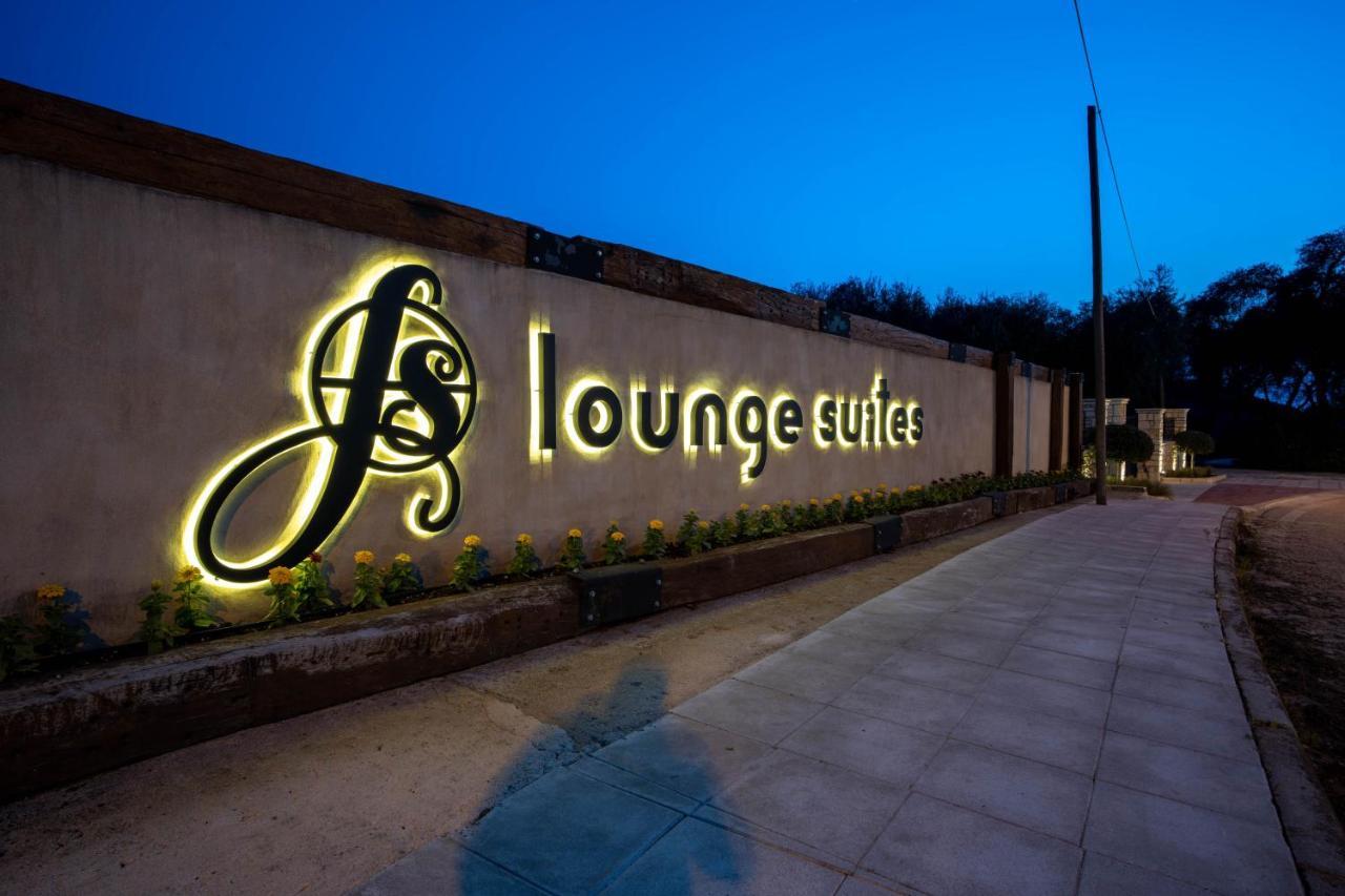 F & S Lounge Suites بارغا المظهر الخارجي الصورة